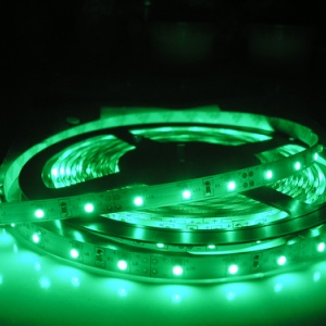 SMD3528 banda LED 12V 4 8W 0 4A IP65 A verde